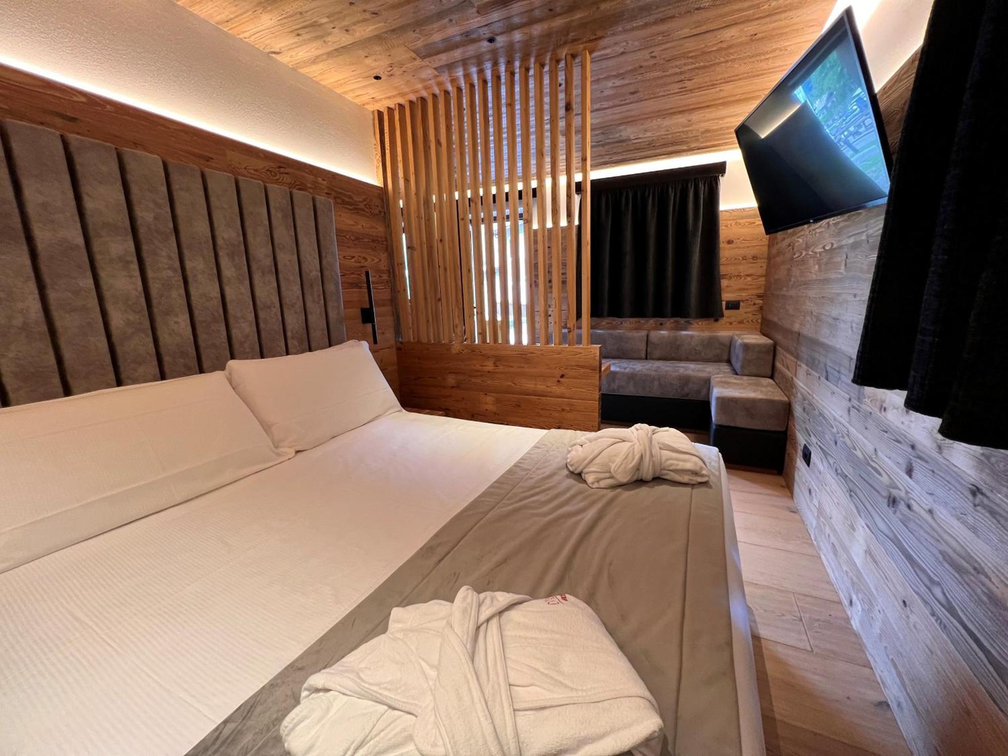 Chalet Queen Hotel 2*
